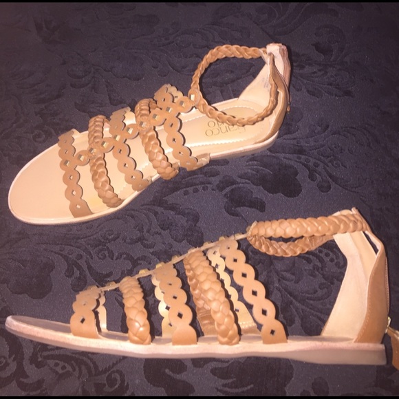 Flat sandals - Picture 4 of 4